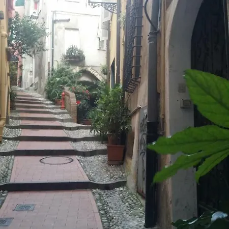 Apartamento Loft In Riviera Dei Fiori